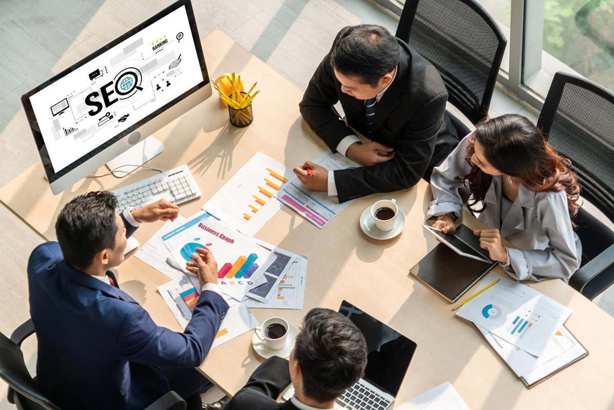 SEO audit review session